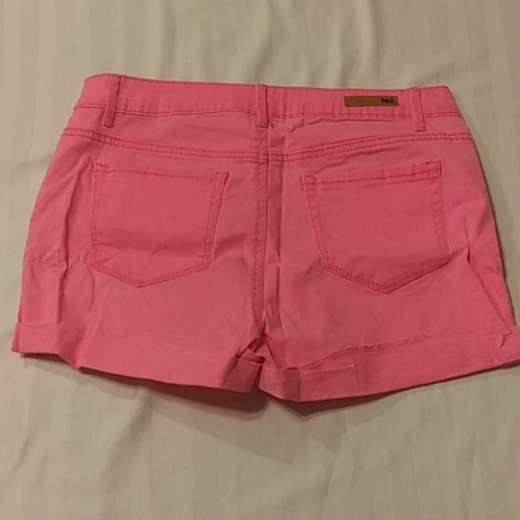 Pink Juniors shorts - Picture 4 of 4